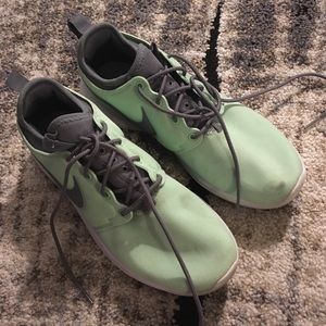 {Nike} Roshe Women’s Running Shoes